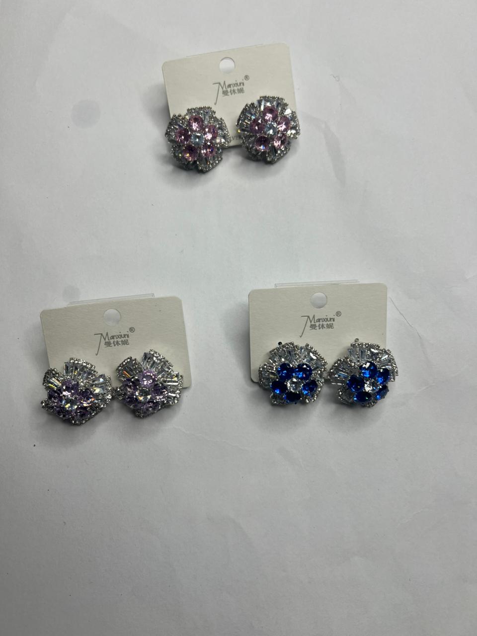 Silver Needle Inlaid Diamond Zircon Floral Earrings