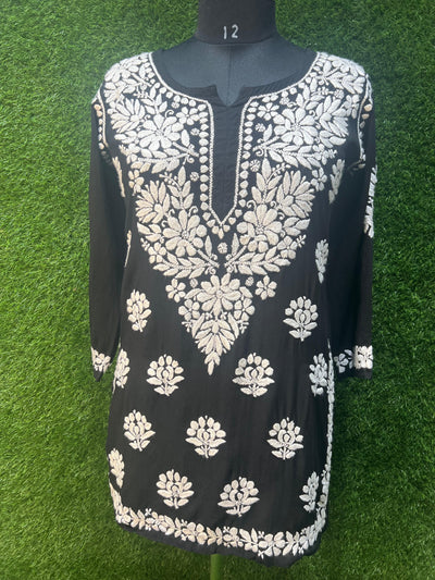 Chikankari modal short top