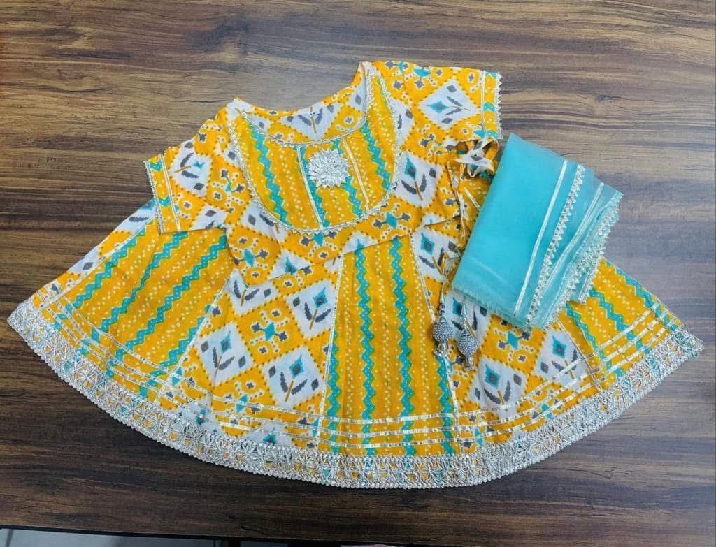 Tie & Dye Lehenga Choli with Dupatta Set