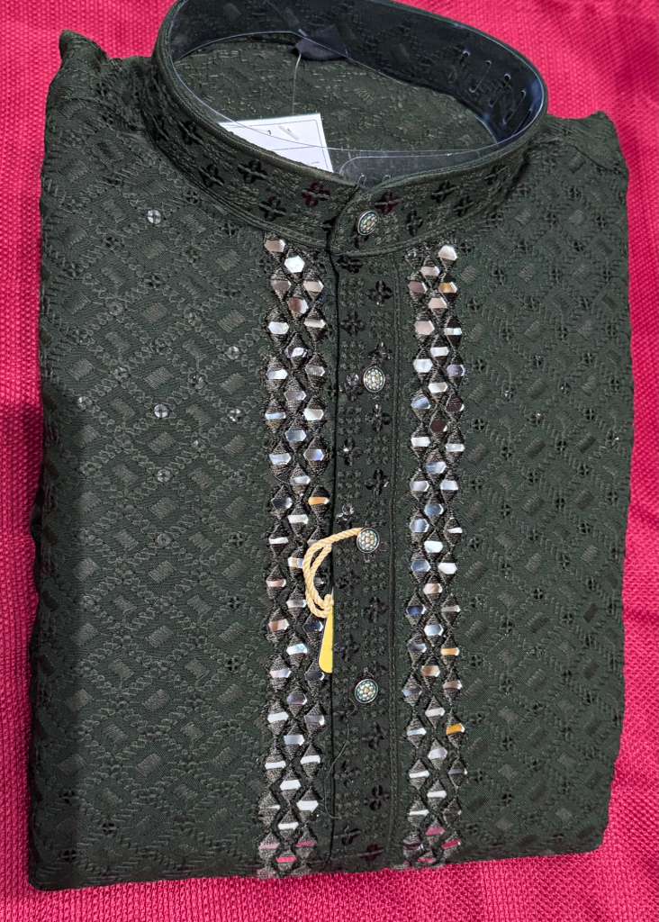 Chikankari Kurta Set with Mirror & Sequin Work