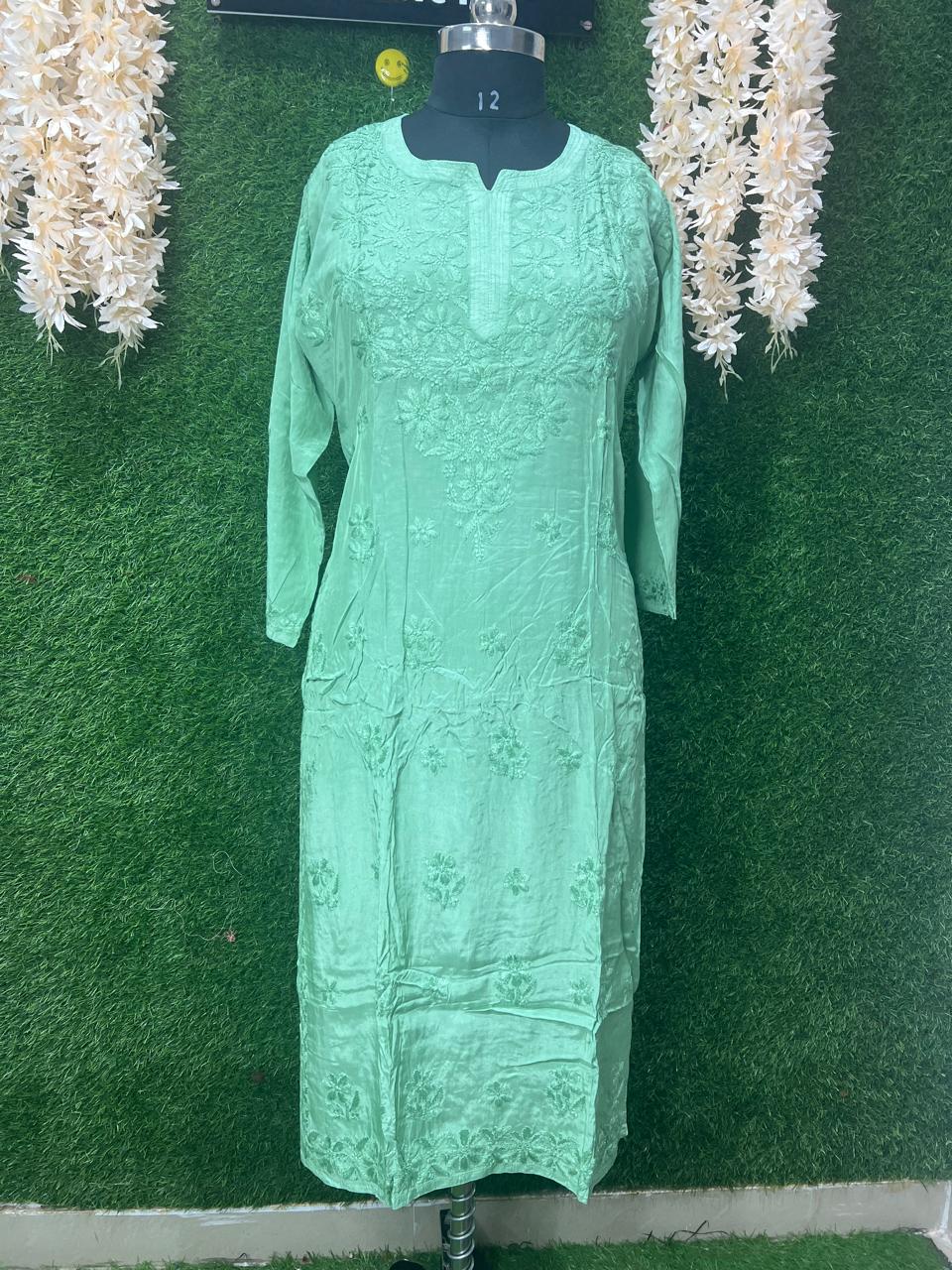Lucknowi Chikankari Hand-Embroidery Muslin Kurti