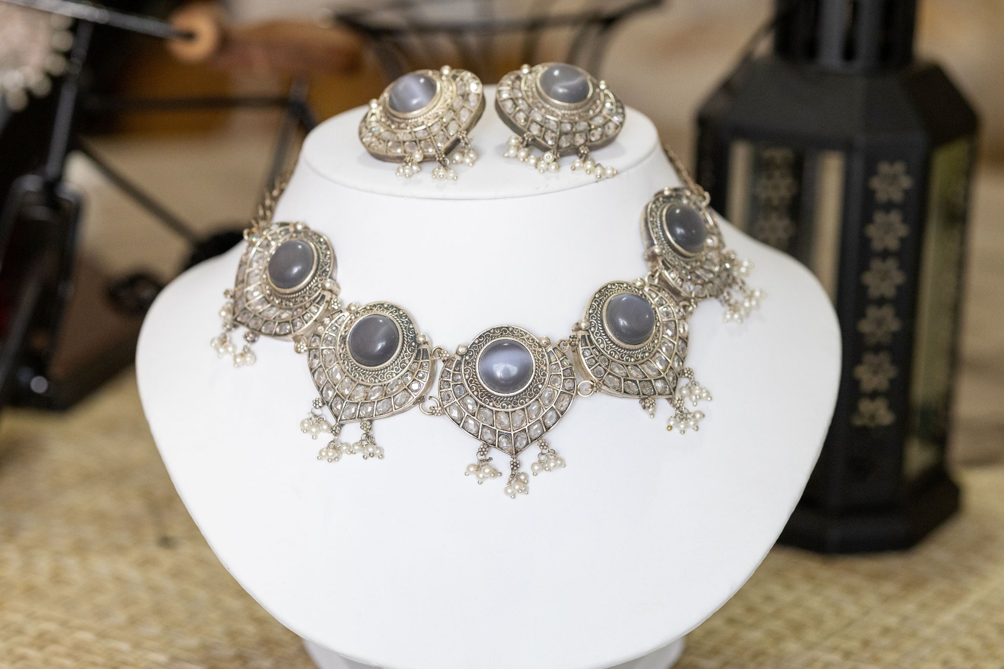 Mariana quartz silver necklace set