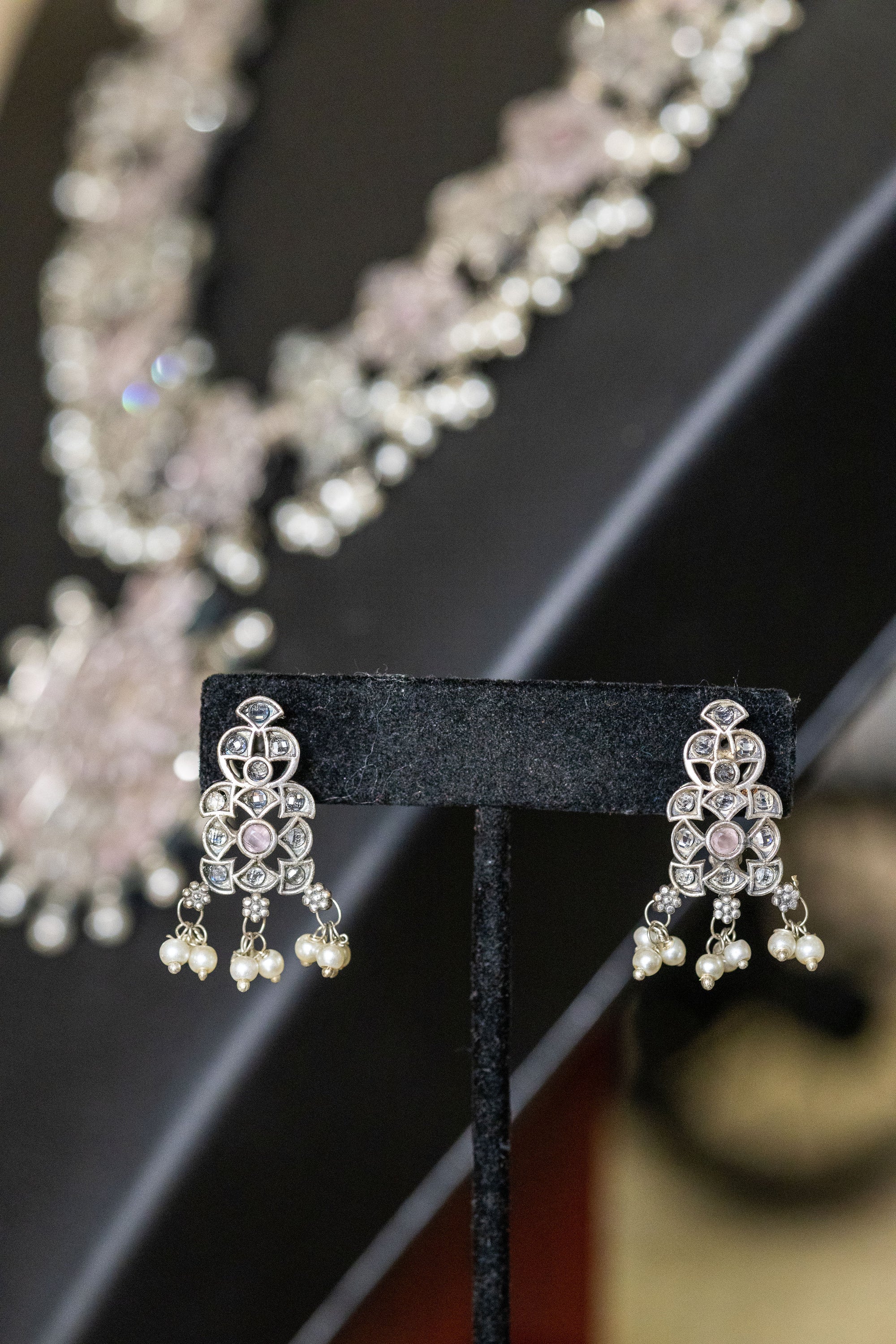 Aashlesha silver necklace set