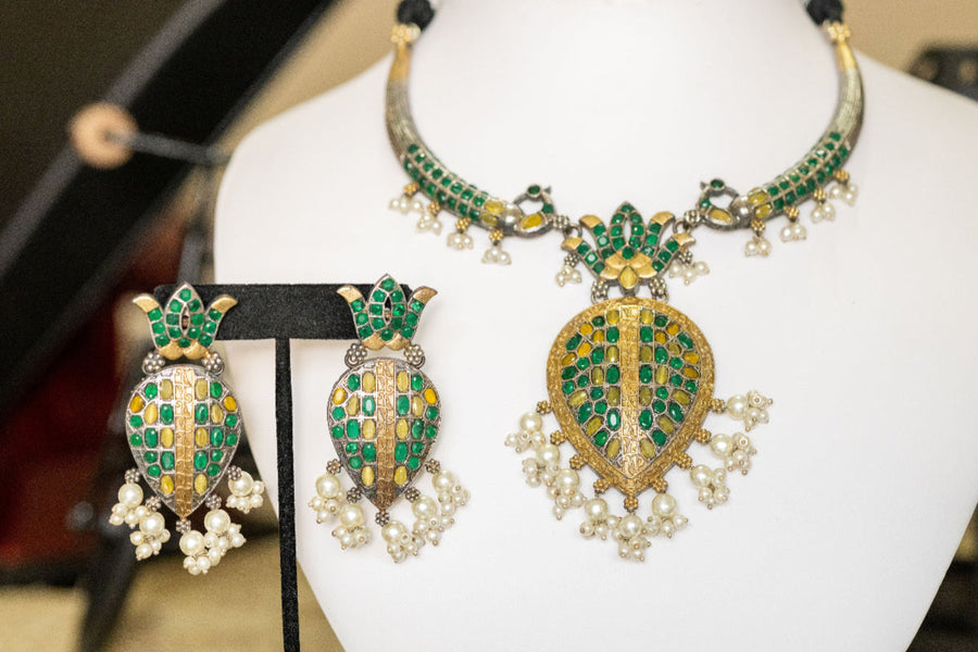 Kaylani green silver hasli necklace set
