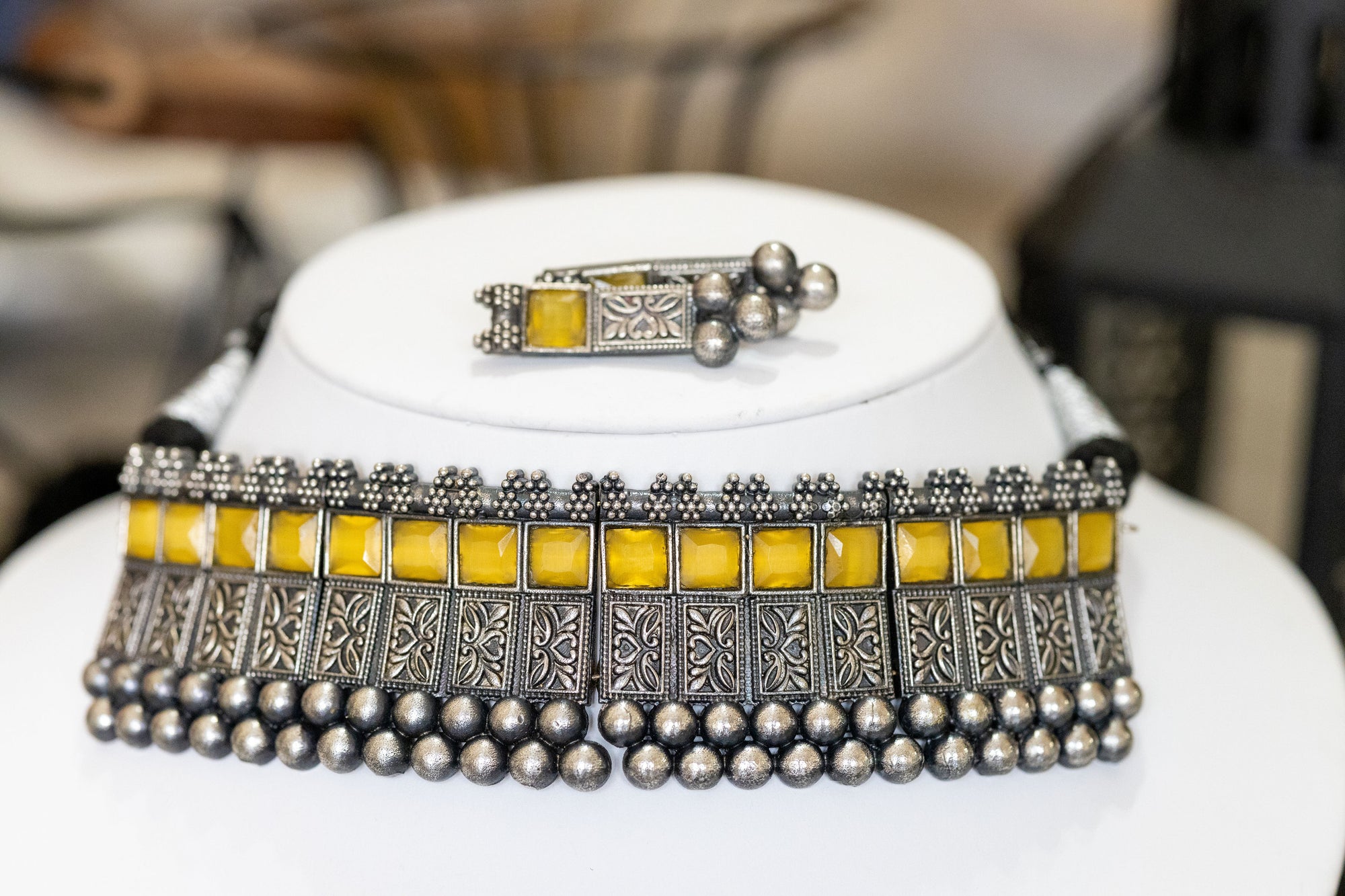 Shehnaz silver choker necklace set