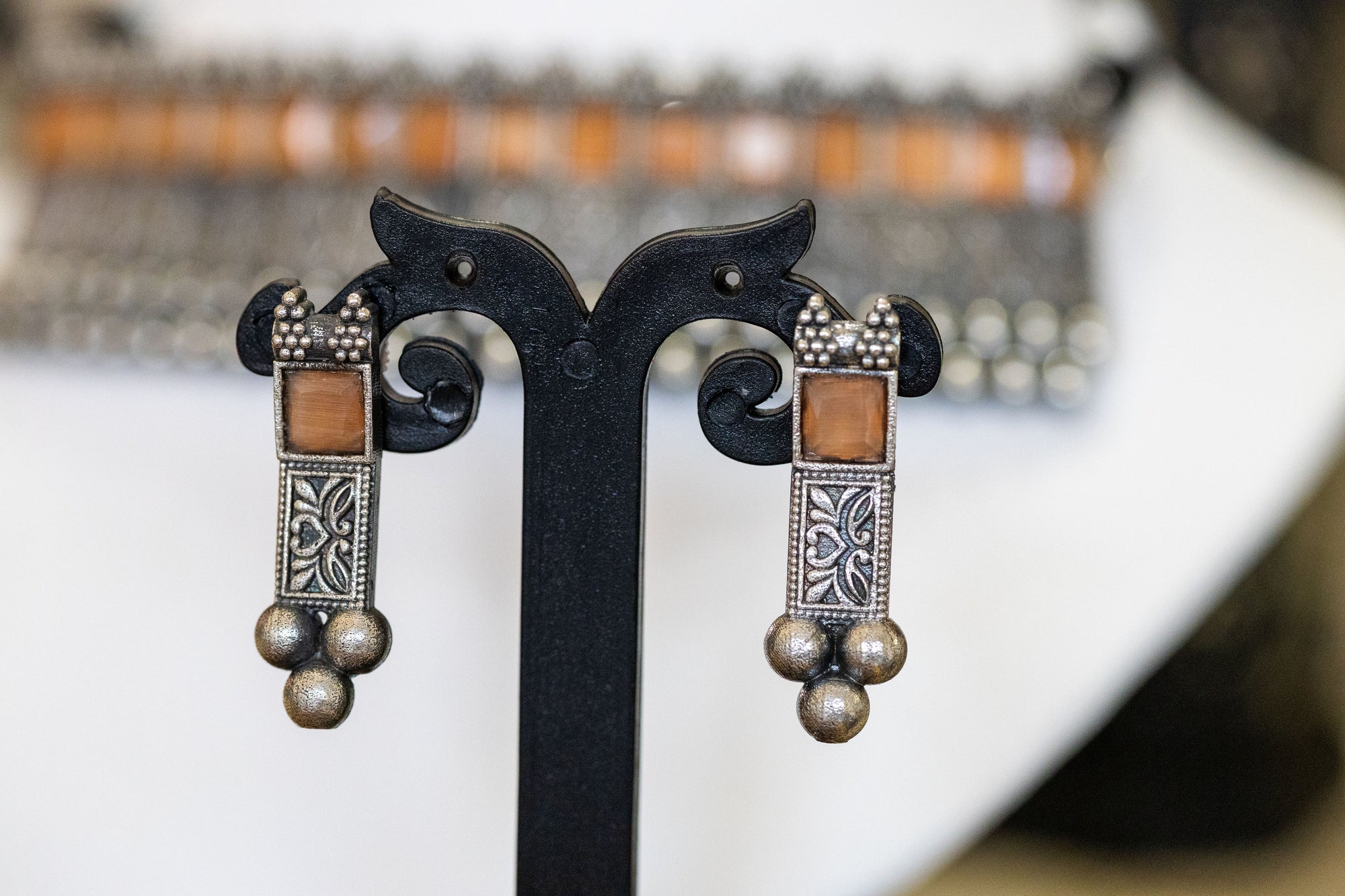 Shehnaz silver choker necklace set