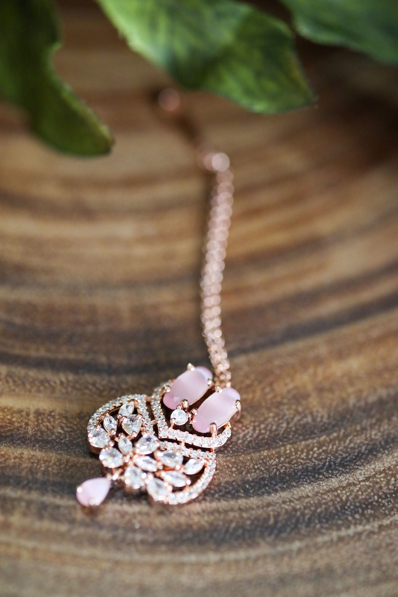 Anshika ad teeka/headpiece