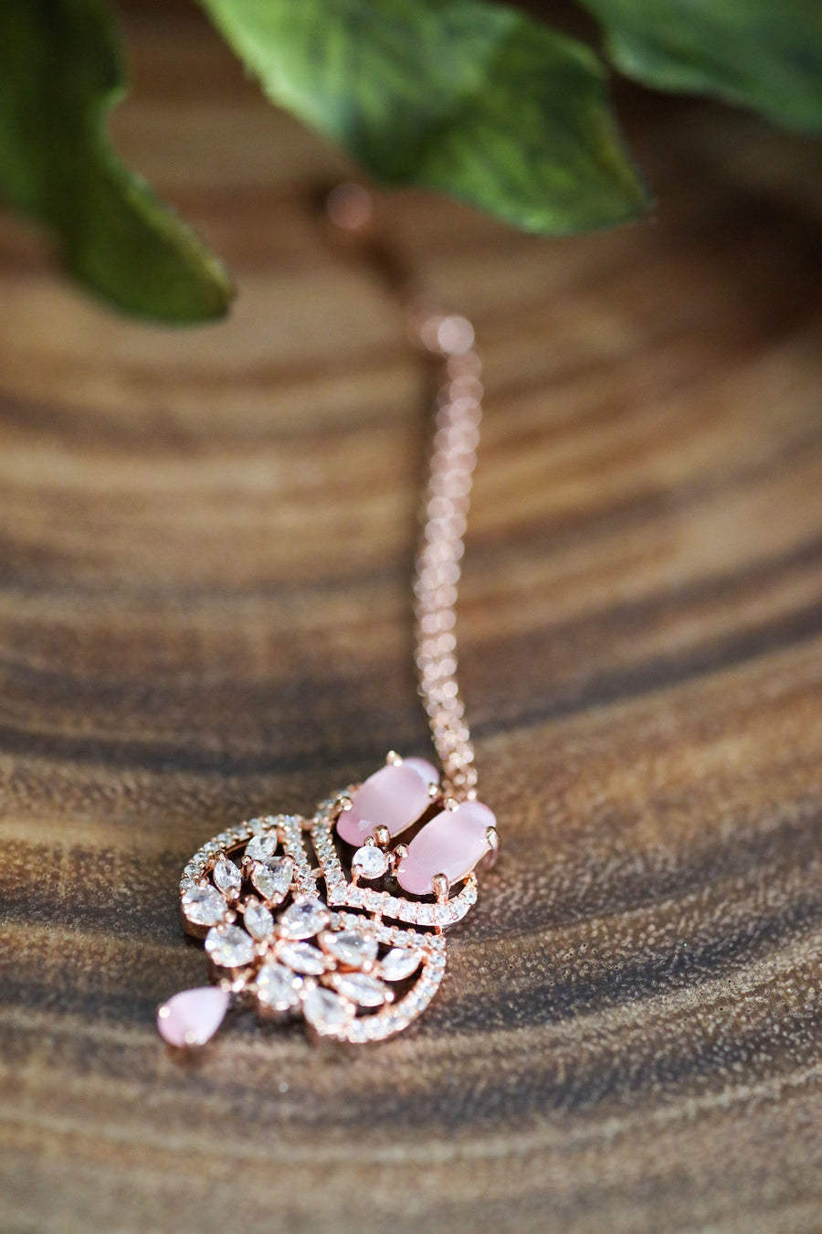 Anshika ad teeka/headpiece