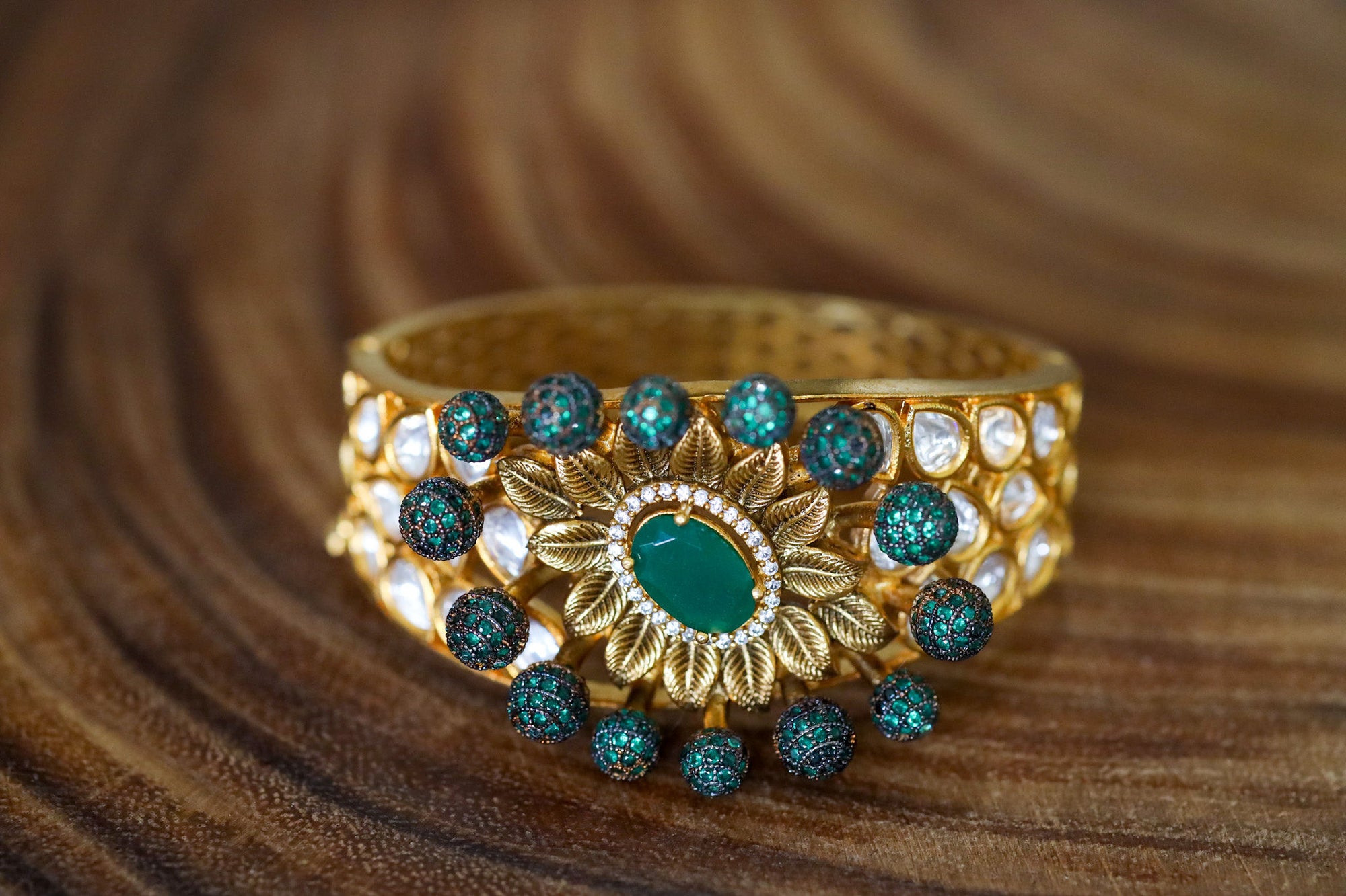 Aadhila Gold-plated Openable Bracelet