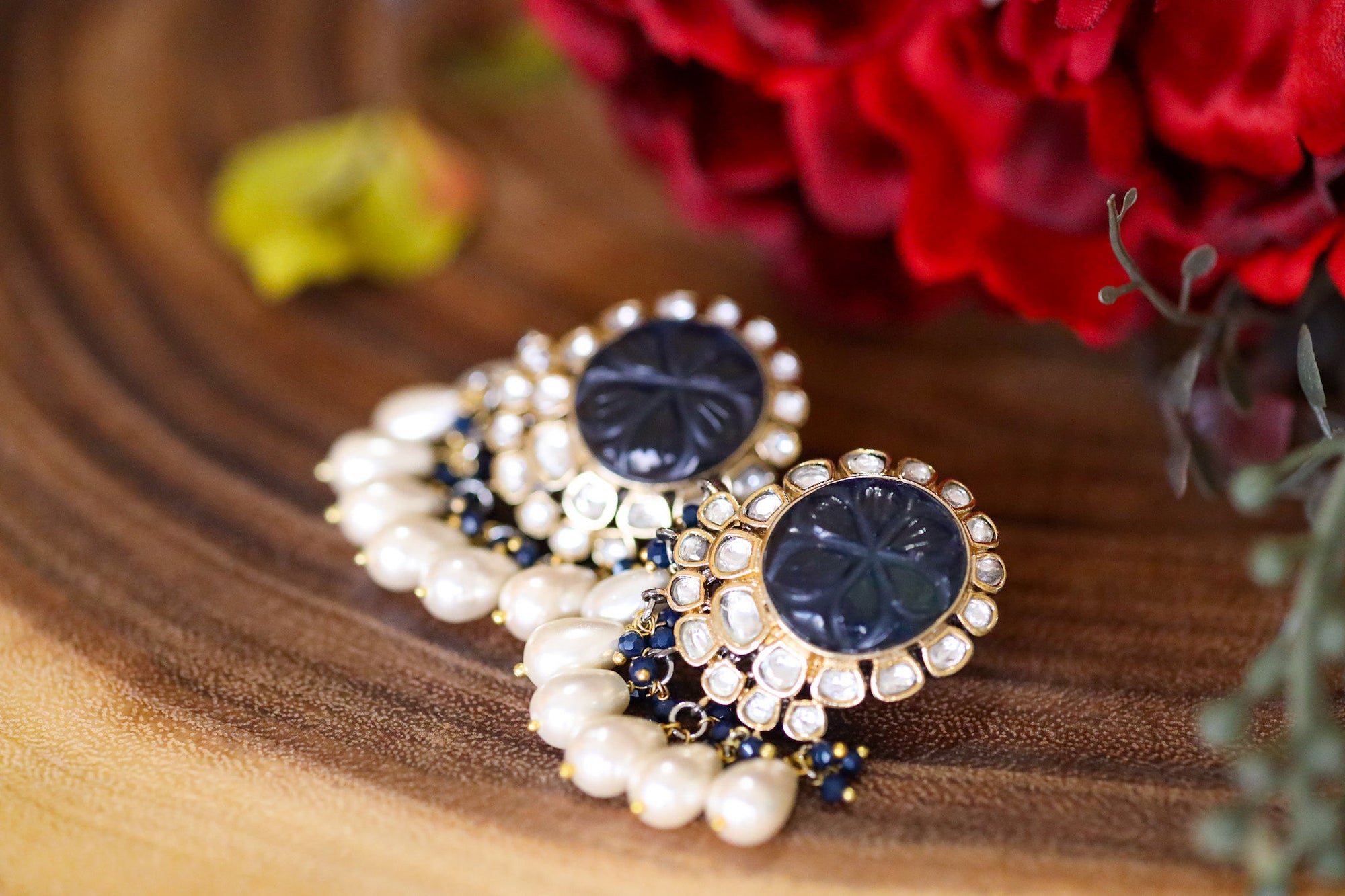 gold earrings for girls