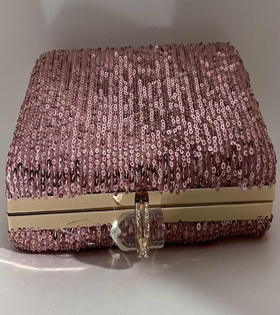 Amyra pink sequins box clutch